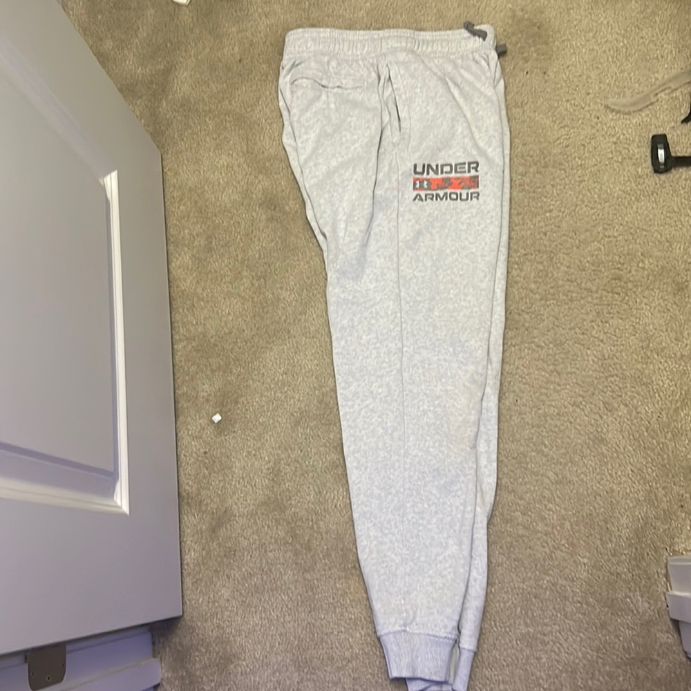 Under armor pants